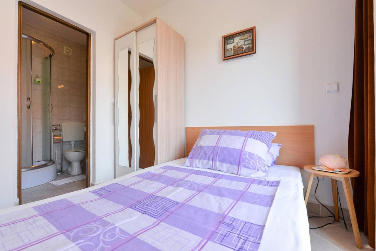 Rooms & Apartments Hegic Задар Экстерьер фото